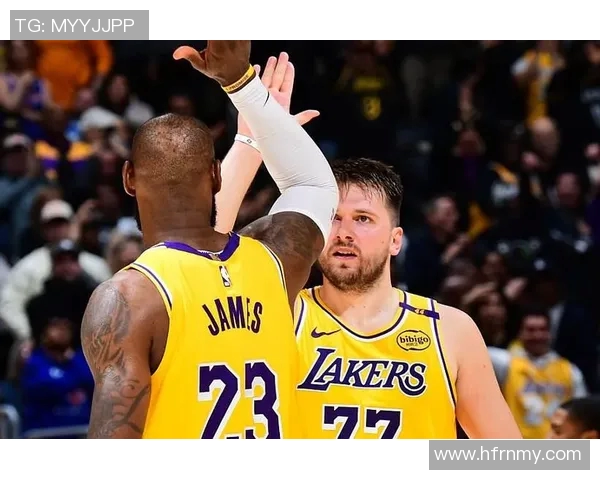 热火与尼克斯激战正酣数字背后的精彩故事与赛季影响分析