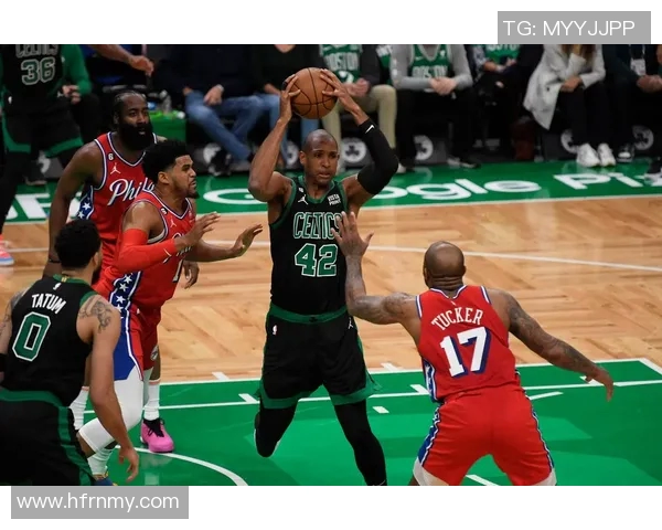 凯尔特人对阵76人激战正酣谁能在东部决赛中笑到最后
