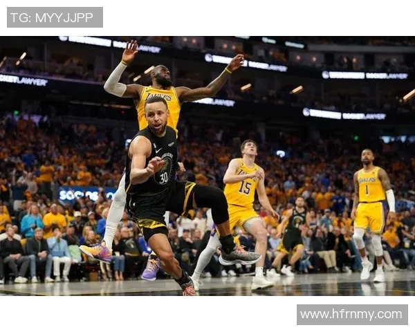 库里带领勇士对决公牛精彩视频回放全程回顾与分析